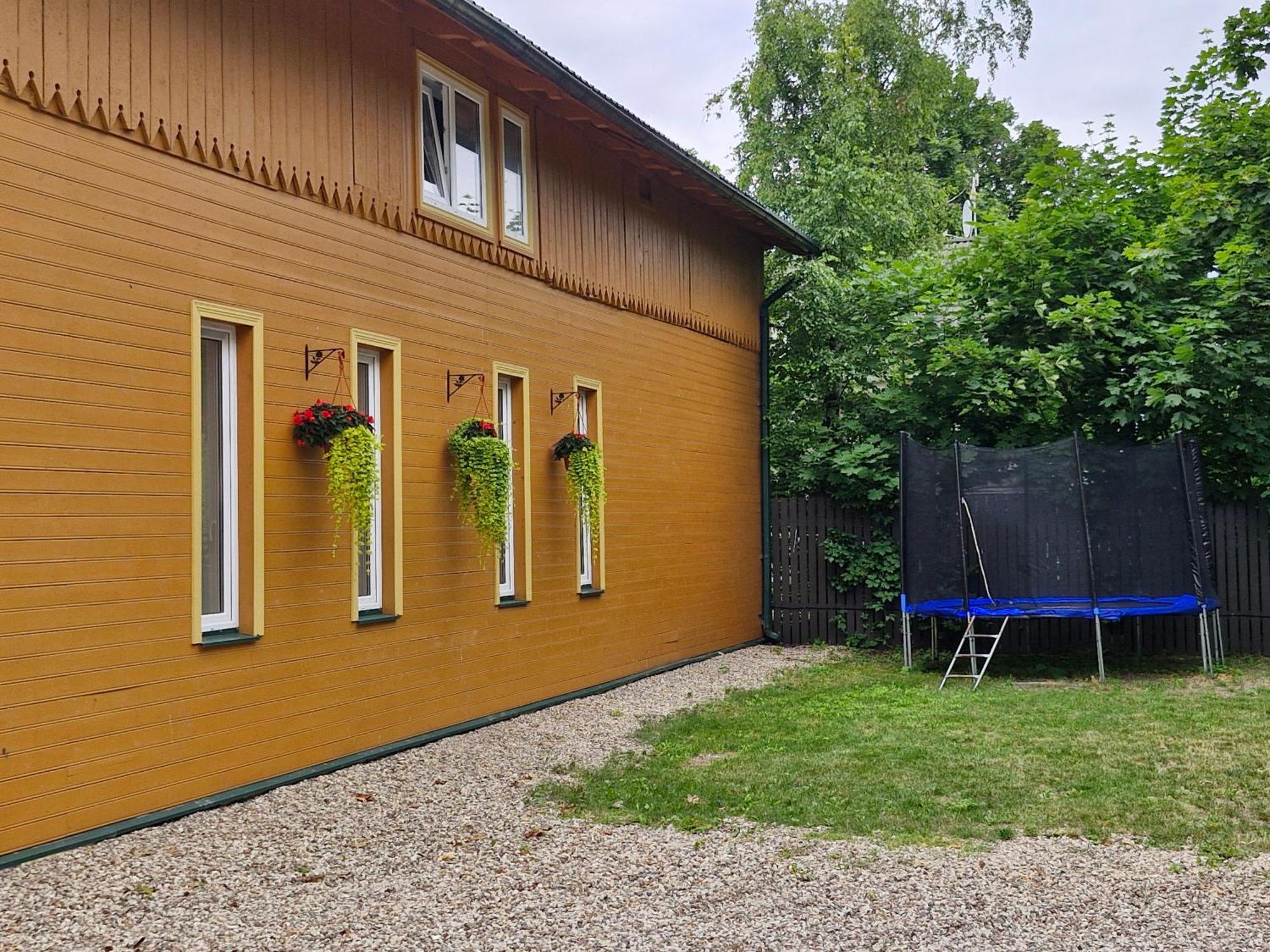 Portoss Hotel Ventspils Exterior foto